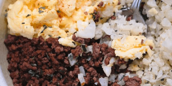 Keto Breakfast Burrito Bowl